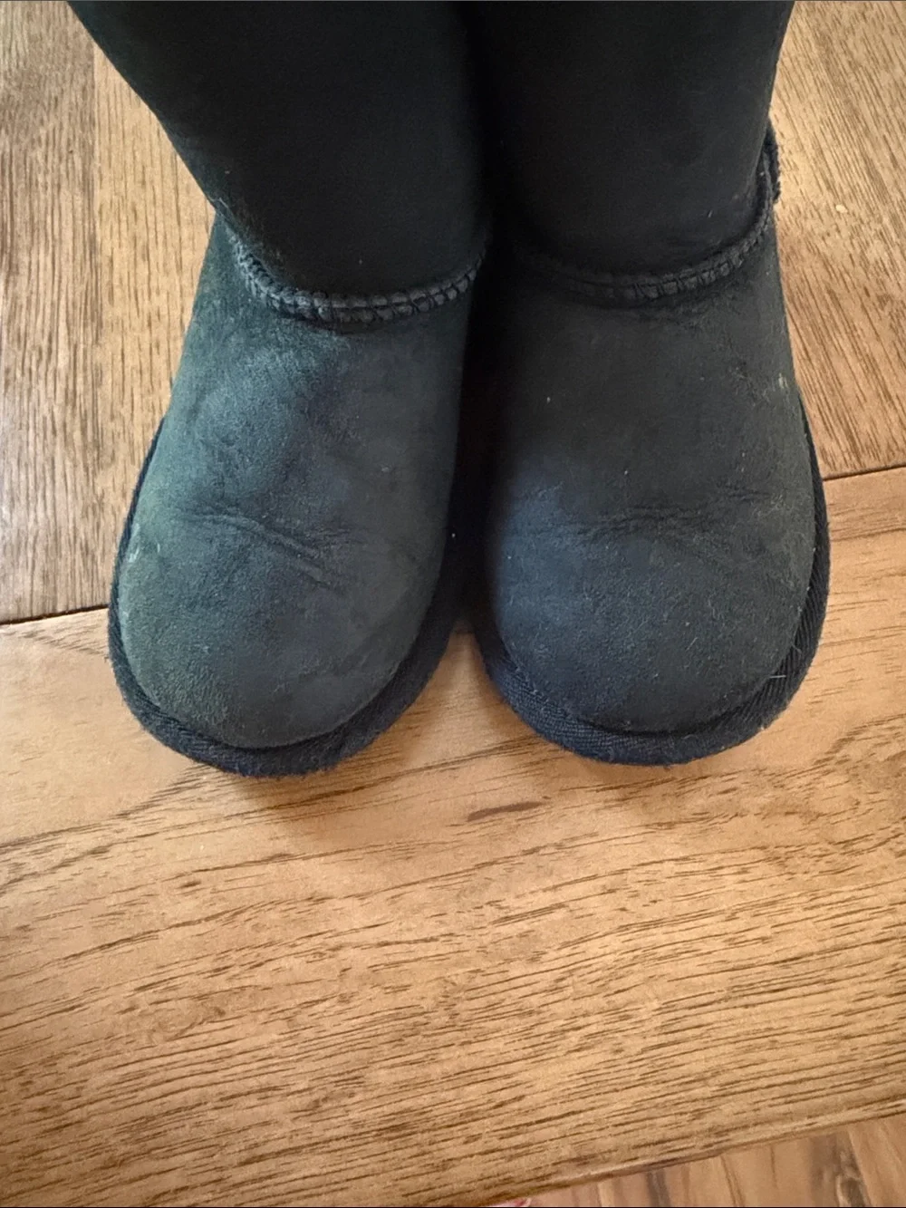 UGG boots size 10 Black Short leather Boots